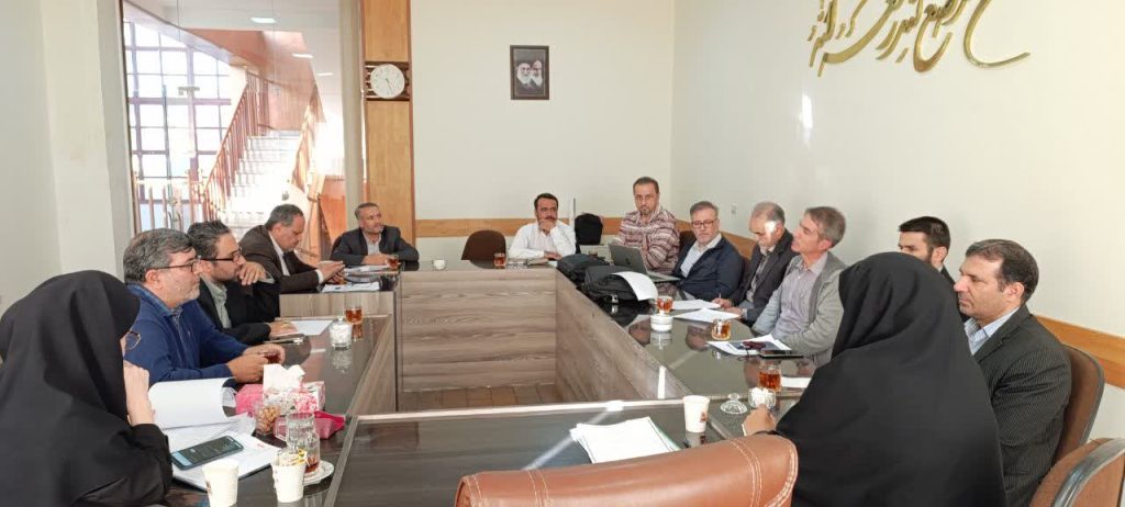 جلسه بررسی فراخوان و انتخاب نام چهارمین دوره جشنواره ملی دوسالانه داستاننویسی آستان مهر، که به زبان ترکی در سالهای ۱۴۰۴ و ۱۴۰۵ در استان زنجان برگزار میشود، تشکیل شد.