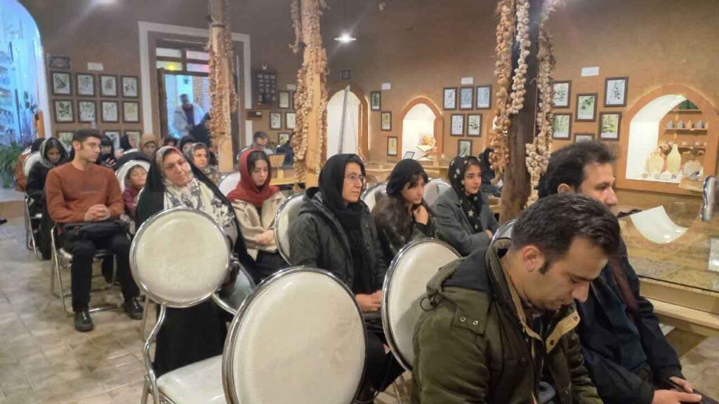 دورهمی یلدایی انجمن ادبی صراط زنجان