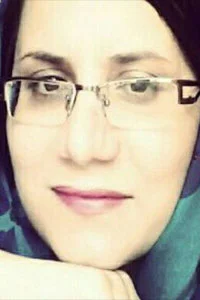 نیلوفر مسیح شاعر